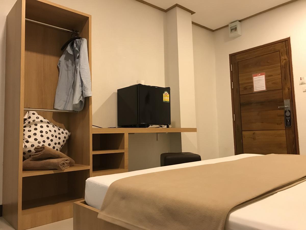 Express Hostel Bangkok Luaran gambar